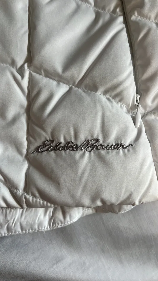 Eddie Bauer White Vest - Image 2