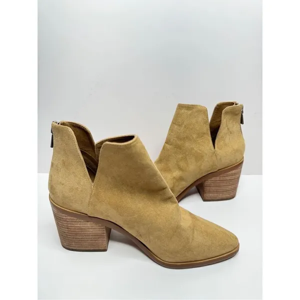 BP. Kaleb Tan Faux Suede Side Cutout Pointed Toe Ankle Booties Size 9.5 - Image 4