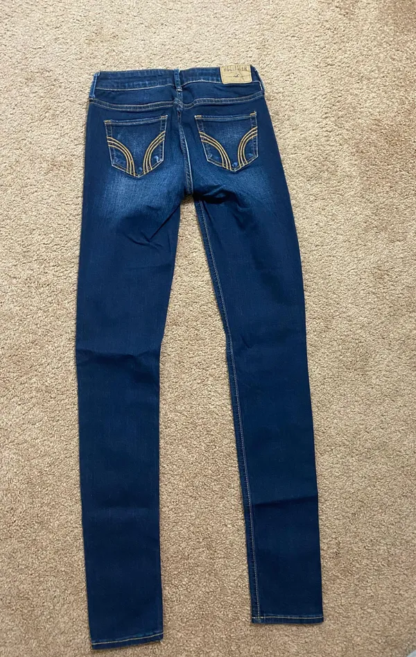 Hollister Jeans - Image 2