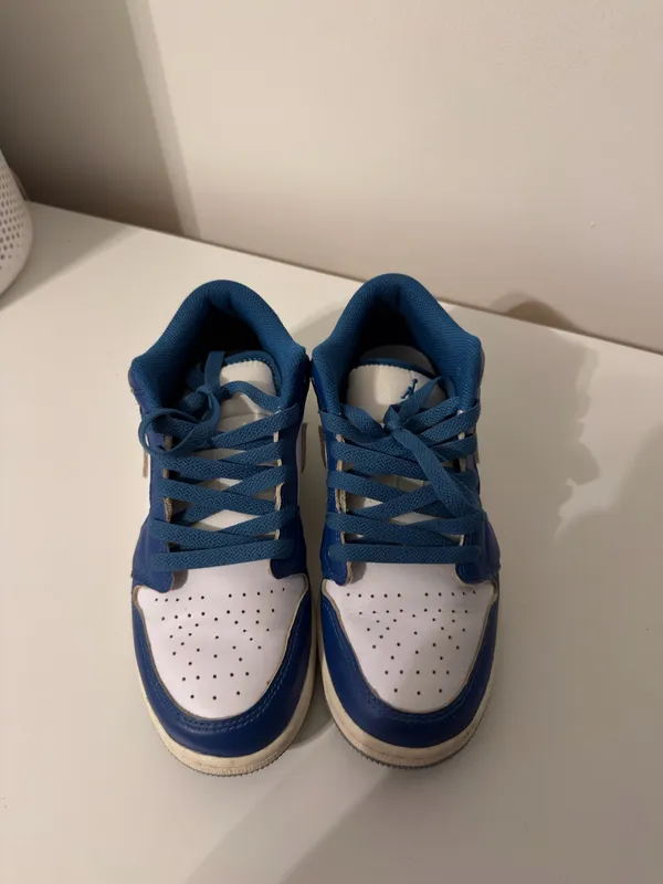 Jordan 1 Low  - Image 3