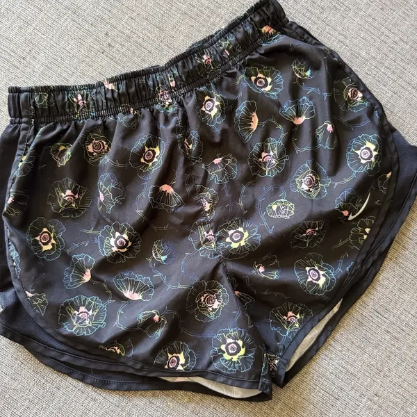Nike Dri-FIT Women's Black Floral Lined Running & Jogging Shorts Size S - Image 3