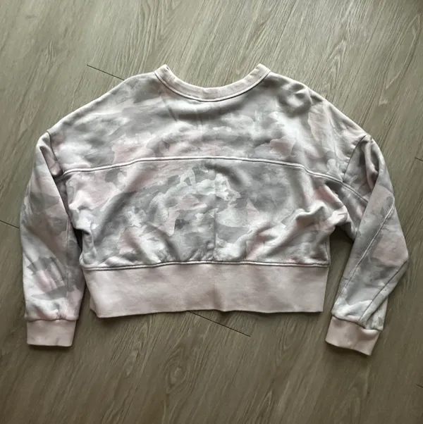 Adidas Pink Camo Crewneck Sweatshirt - Image 3