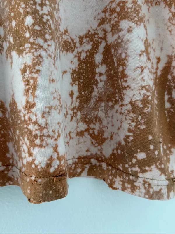Distressed bleached khaki & cream off - Image 7