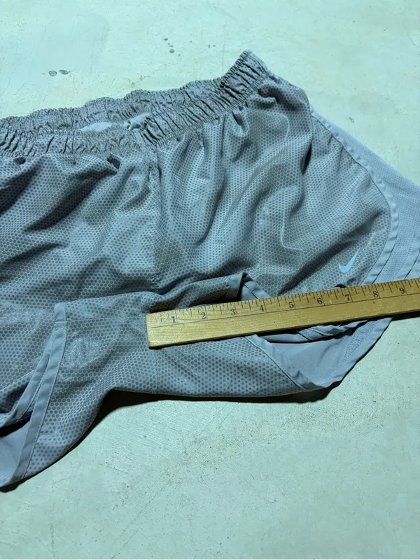 Nike Gray Women's Athletic Shorts large - Image 4