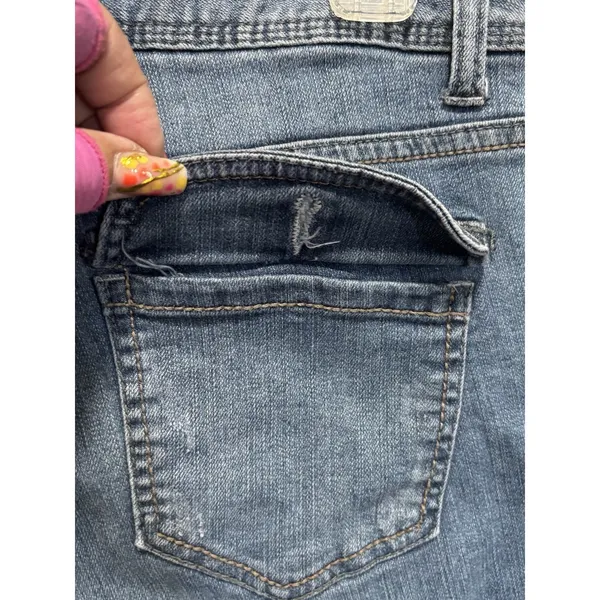 Christopher & Banks Med Denim Capri Size‎ 10 Mid Rise Pockets Zip - Image 5