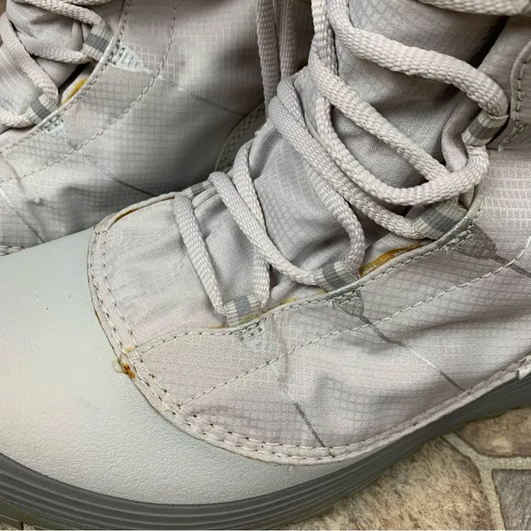 Teva Winter/Snow Boots 3M Thinsulate White/Gray Size 8.5 - Image 4