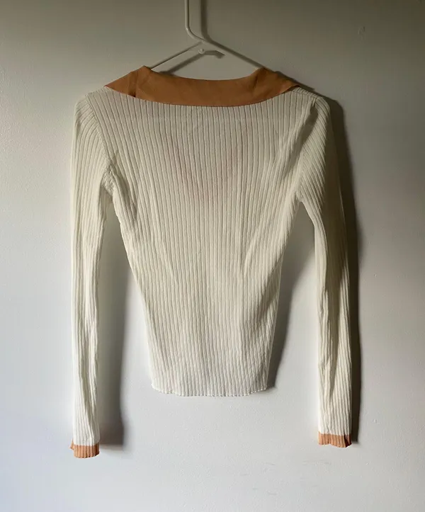 white long sleeve collared top - Image 2