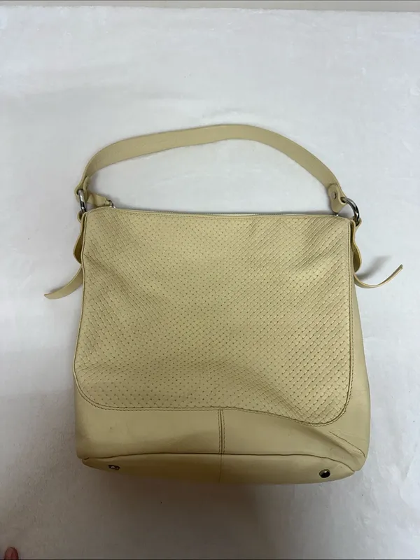 The Trend Textured Cream Shoulder Hobo Bag - Image 13