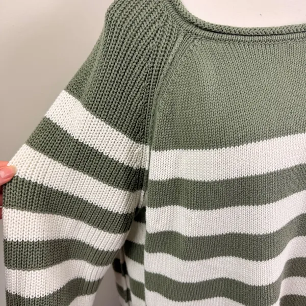 Aerie Olive Green Cream Striped Oversized Raglan Shaker Knit Sweater Size Medium - Image 9