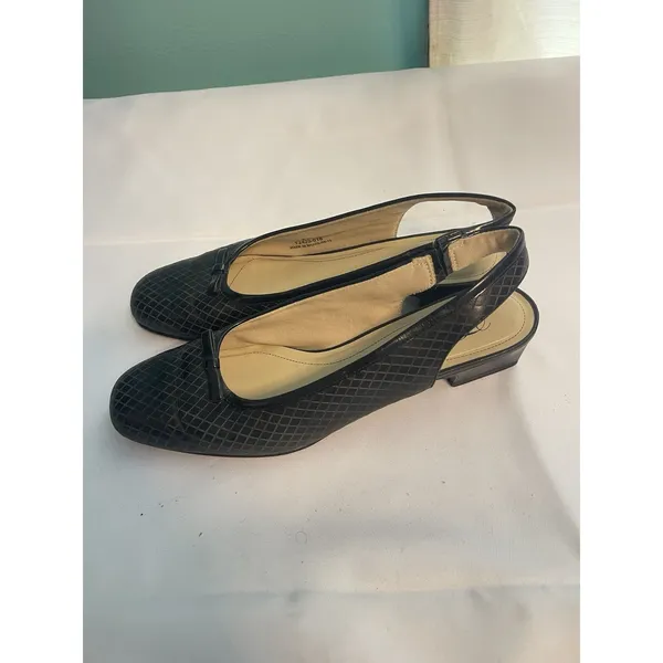 Trotters Lucy Womens Black‎ Narrow Slingback Flats Shoes 8N Bin2 - Image 4