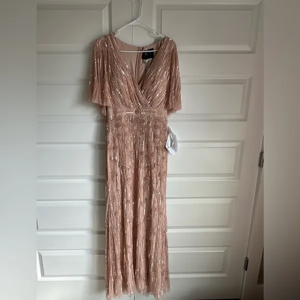 Mac‎ Duggal Embellished Cap Sleeve Sequin Flutter Sleeve Column Gown - NWT - Image 4