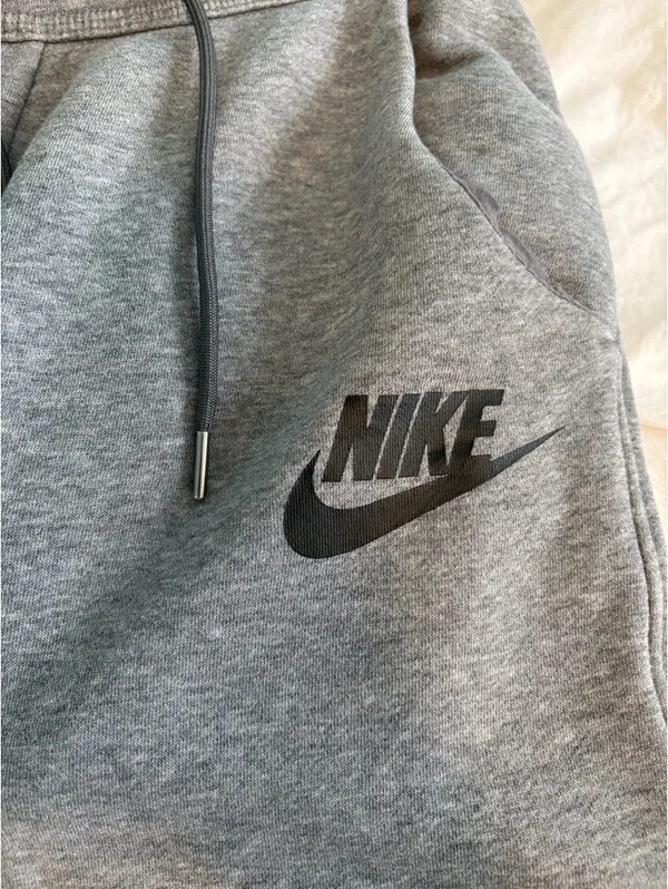 Nike Joggers Women’s Grey - Image 4