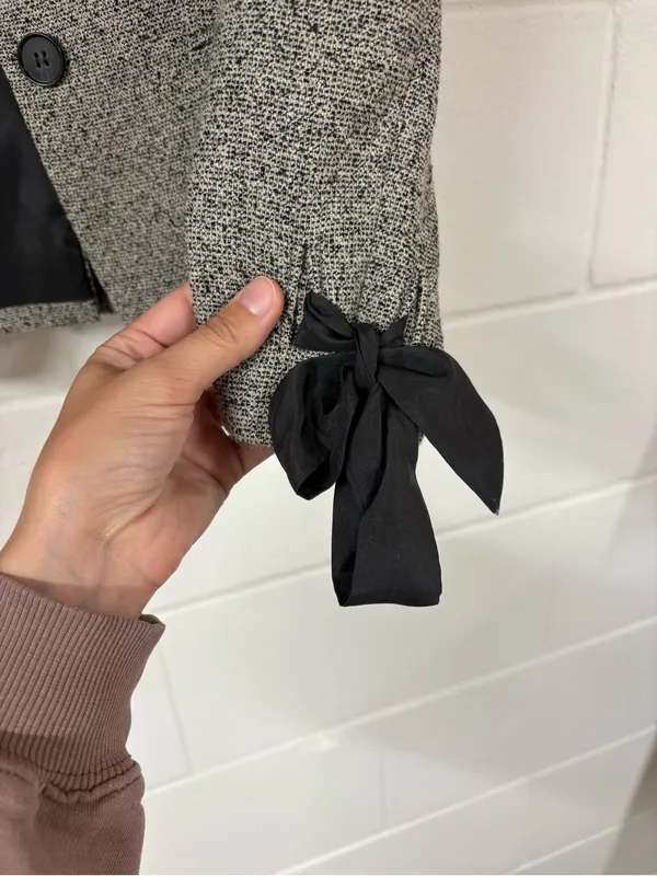 Ann Taylor Women's Gray Tweed Blazer - Bow Sleeves - Image 3