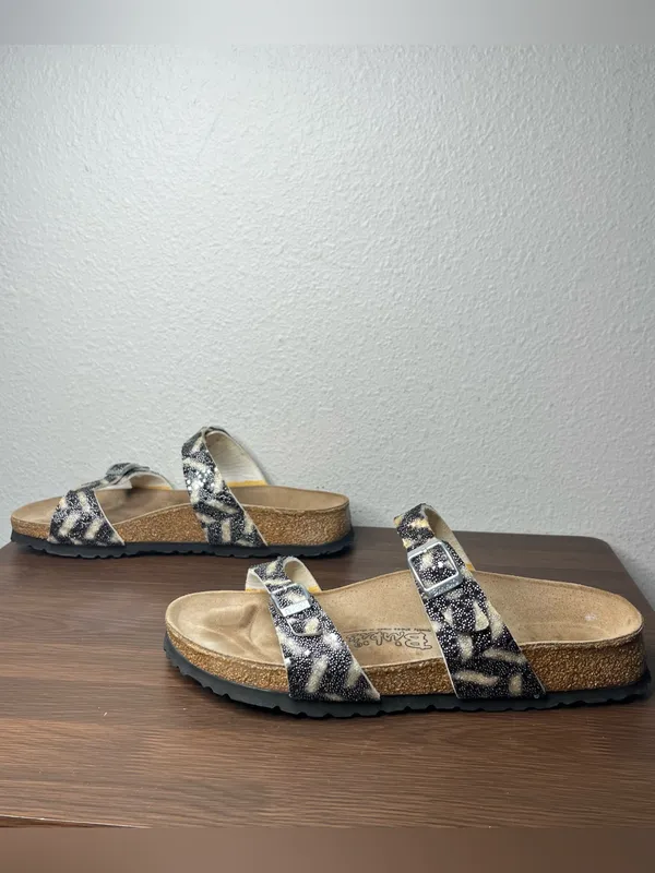 Birkenstock Birkis Tahiti Zebra Stripe Rhomb Glitter Two Strap Sandals Size 7 - Image 3
