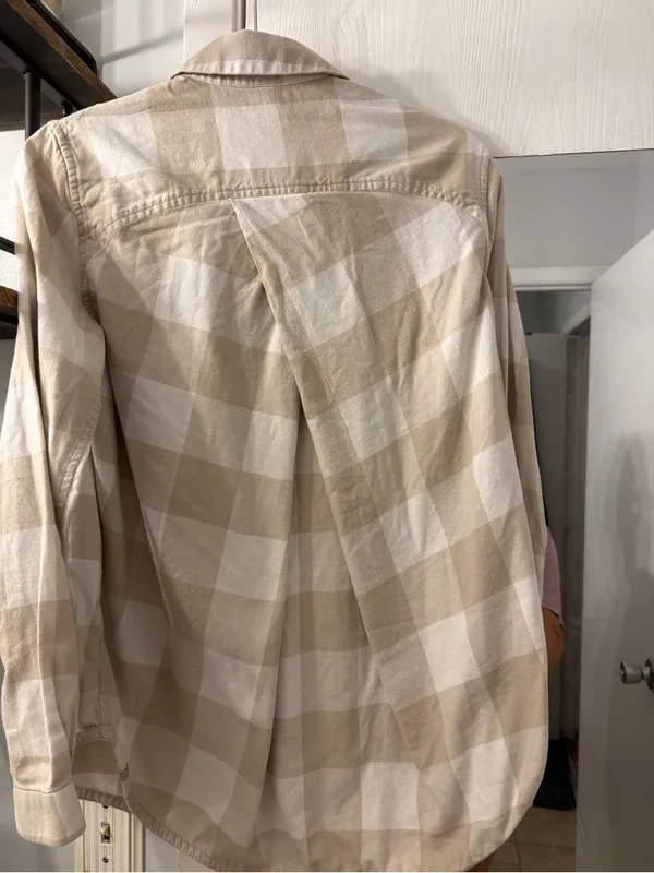 lululemon athletica Beige and White Plaid Button-Down Shirt - Image 4