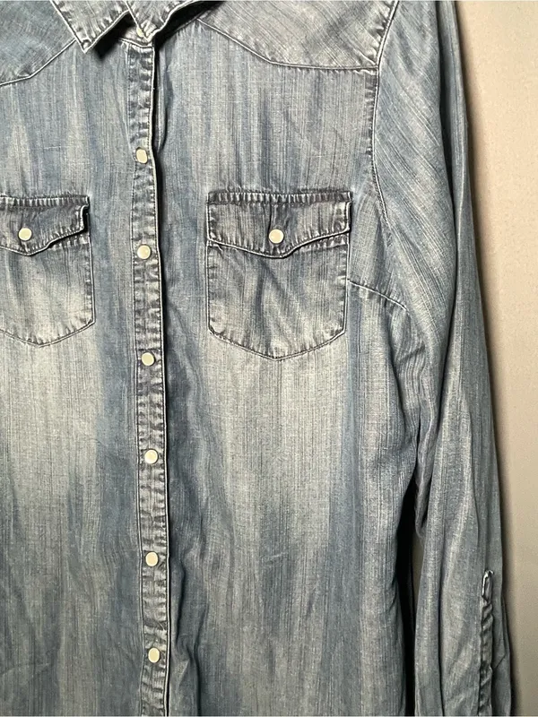 Indigo denim shirt Medium ~ Soft Excellent ~ Lightweight Weatern Snap - Image 6