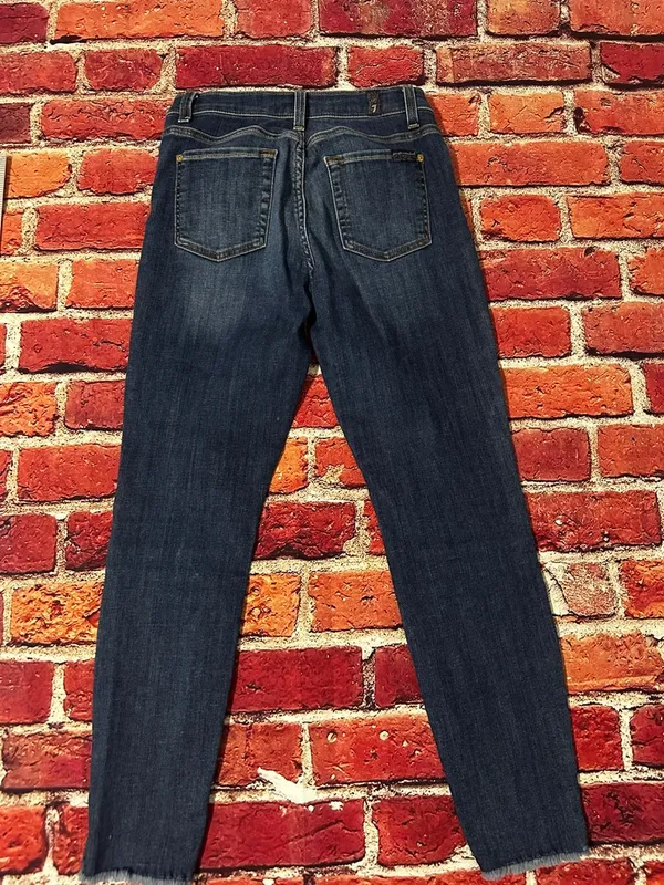 7 for all mankind jeans size 25 - Image 2