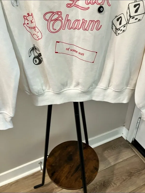 Vinyl Icons Good Luck Charm Graphic Sweatshirt Size Small - Image 5