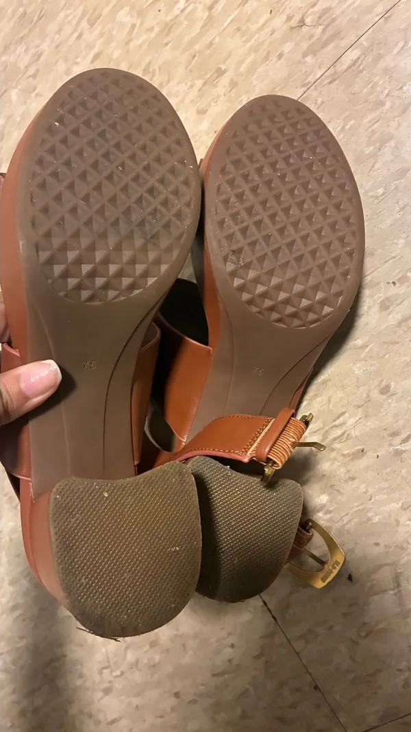 Aerosoles Chunky Platform Sandals in 70s Cognac Brown - Image 3