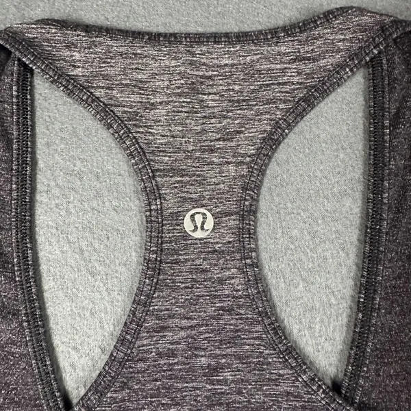 Lululemon Tank Top Womens 6* Heather Gray Cool Racerback Tank Top Pullover - Image 6