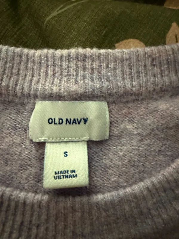 Old Navy Lavender Crewneck Sweater - Image 5