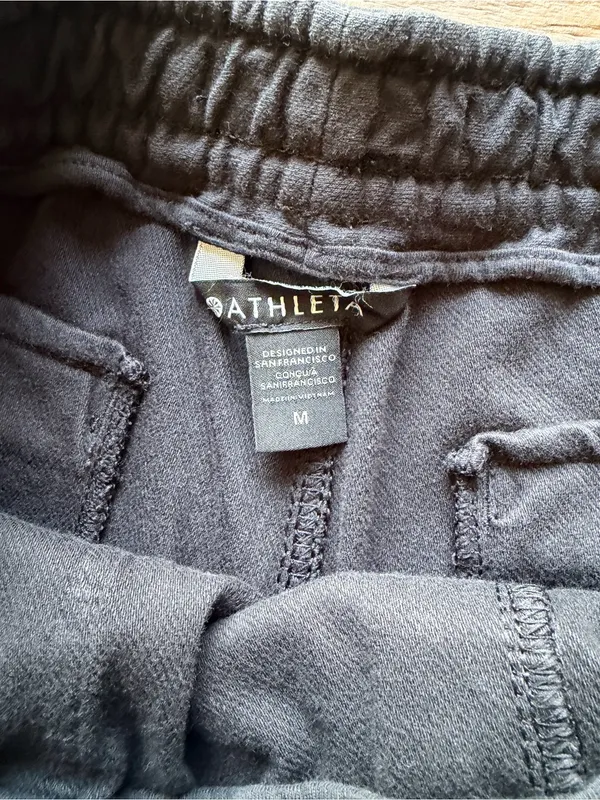 Athleta Black Women's Drawstring Shorts - Image 3