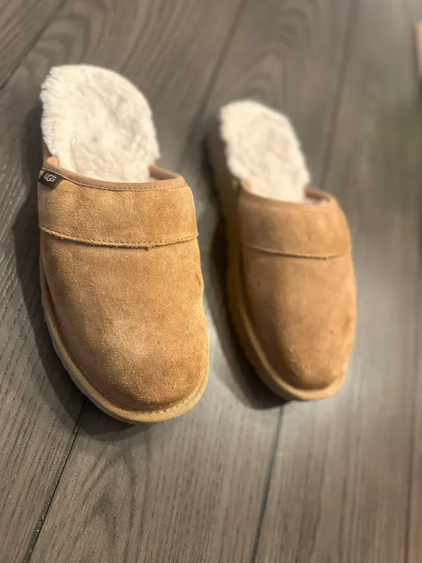UGG Leisure Slide Slippers - Image 9