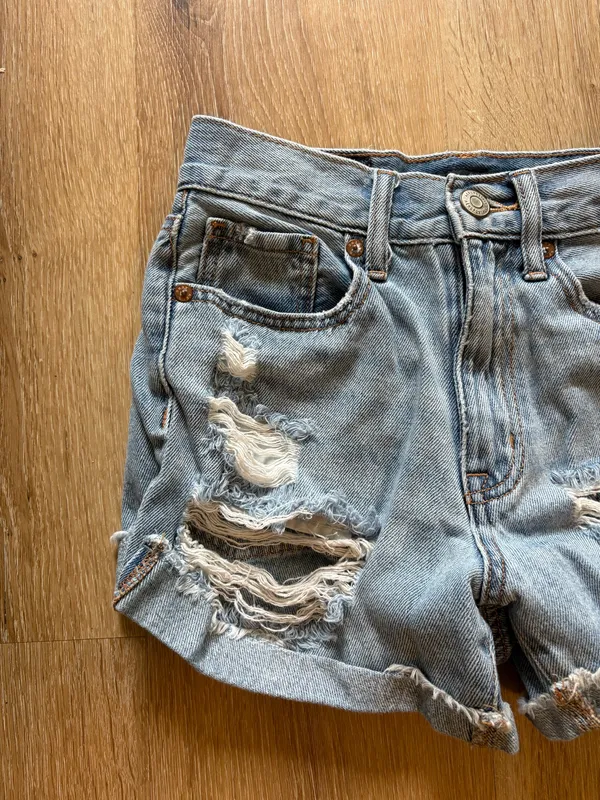 Aeropostale Light Blue Distressed Mom Jean Shorts - Image 2