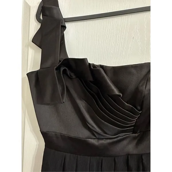 Max and Cleo Black Satin Chiffon Gown size 4 Small hole on the bottom of the dre - Image 6