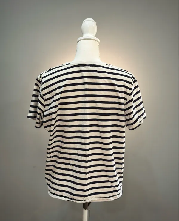 B/W H&M Striped Crewneck S/S Tee Size L EUC - Image 2