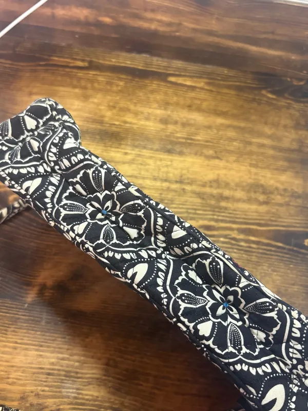 Vera Bradley black and white handbag - Image 6