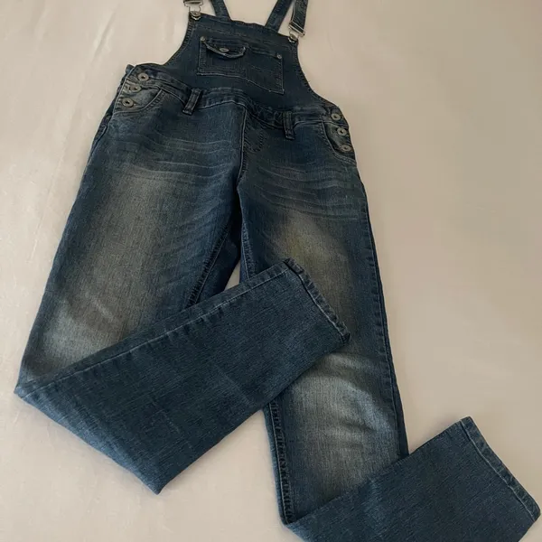 ✨ YMI Distressed Patch Bib Denim Overalls | Sz 9/M ✨ - Image 3