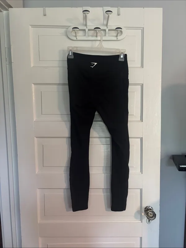 Gymshark Black High-Waist Leggings - Image 4