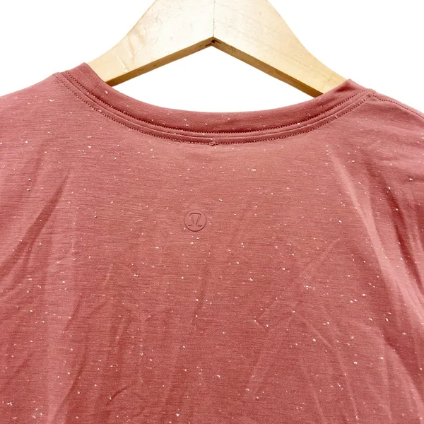 Lululemon Speckled Mauve Short Sleeve T Shirt Sz 4 - Image 3