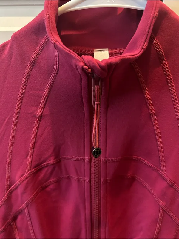 Lululemon Define Jacket Raspberry Deep Luxe Size 4 Athleisure $128 - Image 3
