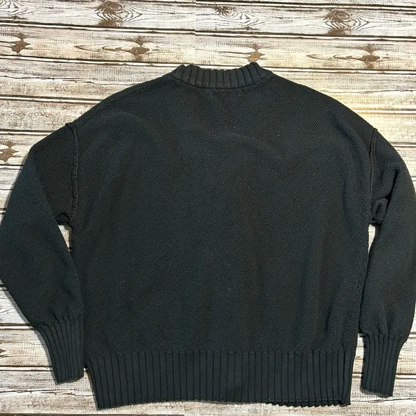 Black Button - Image 3