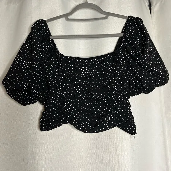 NastyGal Black and White Polka Dot Puff Sleeve Corset Crop Top Medium - Image 2