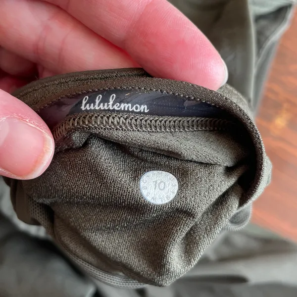 Lululemon Womens High-Waisted Leggings Moss size 10 - Image 6