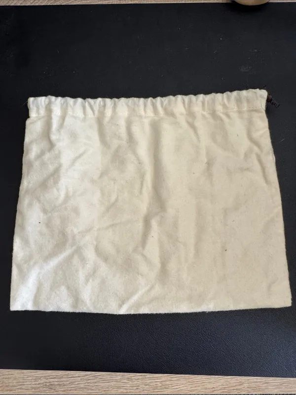 UGG Cream Drawstring Dust Bag - Image 3