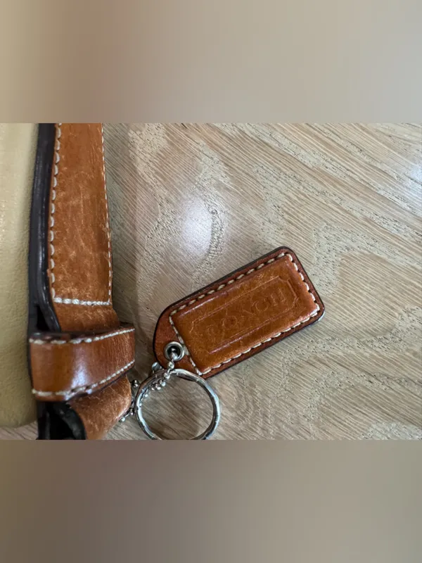 Coach leather shoulder bag cream - Image 7