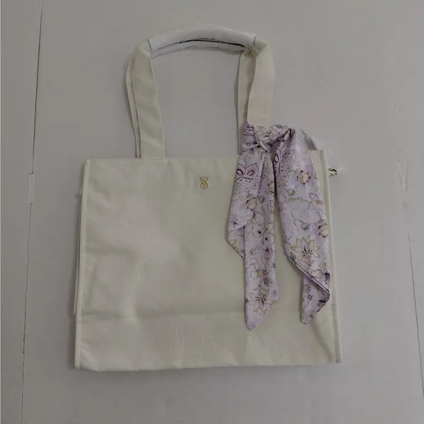 Victoria's Secret Large Ivory Jacquard Shoulder Canvas Tote Bag Work Travel - Image 3