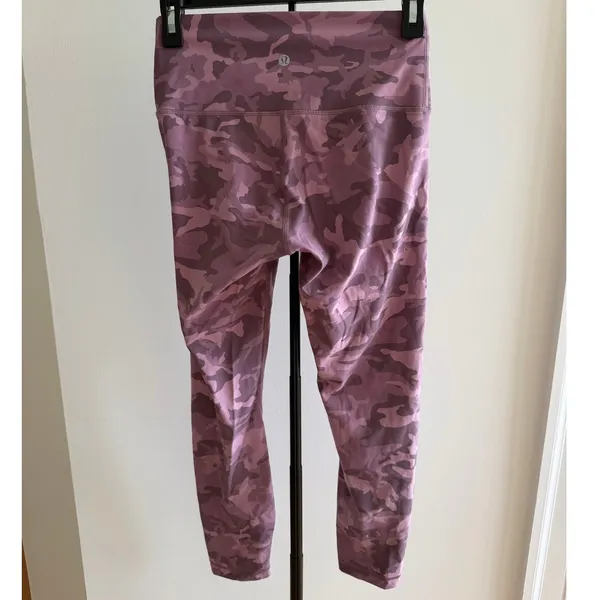 Lululemon Wunder Under Purple Camo Leggings Size 6 - Image 2
