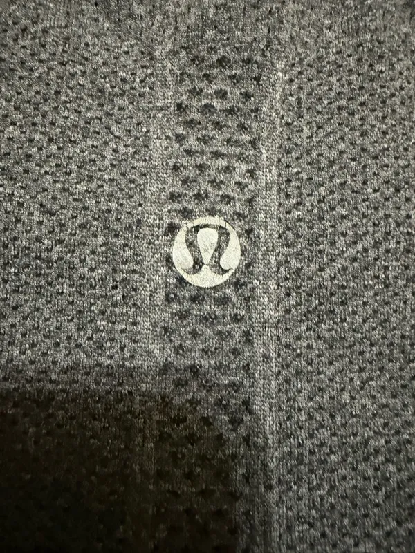 Lululemon Swiftly Tech Short Sleeve - Image 4
