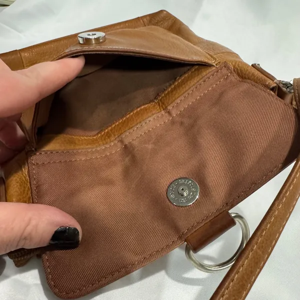 Fossil Genuine Leather Tan Crossbody Bag Ring Detail Front Pocket Womens - Image 11