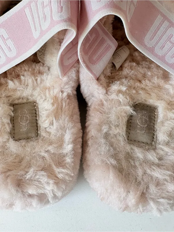 UGG Fluff Yeah Slide Women's Sheepskin Slipper Sandals Light Pink Size 9 - Image 2