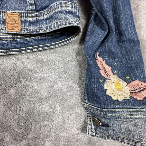 Vintage Guess Jeans Denim Trucker Jacket Women Large 90s Embroidered Y2K Retro - Image 4