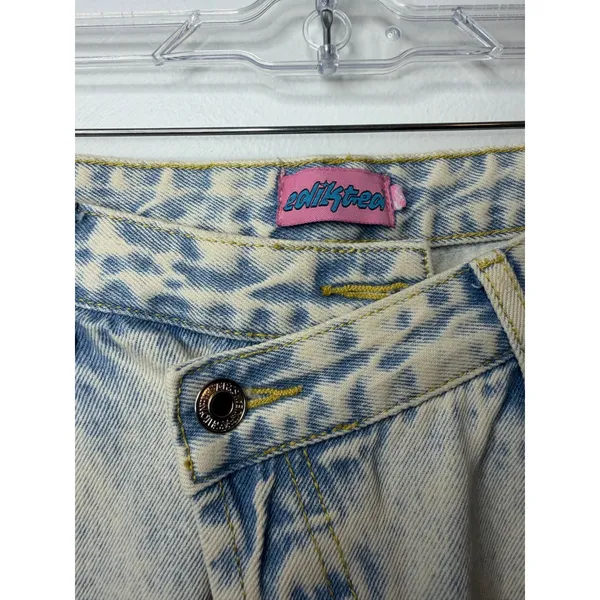 Edikted Asymmetrical Crossover Waist Acid Wash Boyfriend Baggy StraightLeg Jeans - Image 4