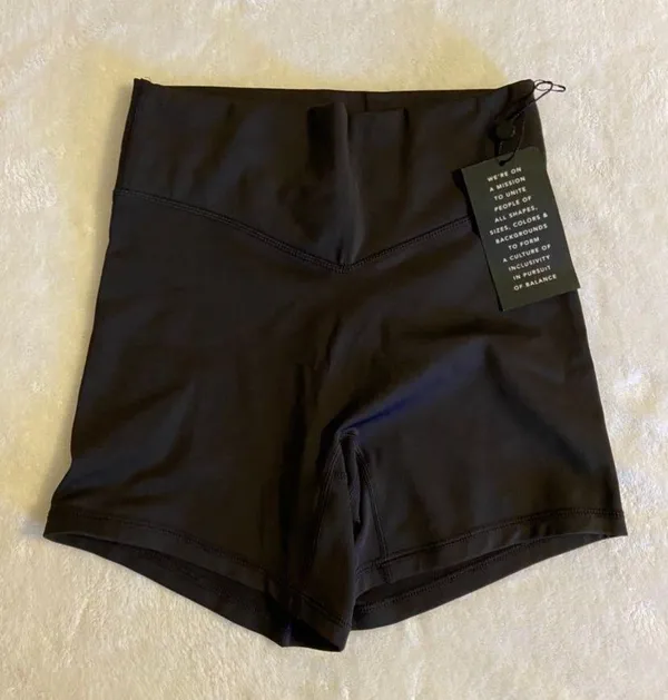 Balance Athletica The Cloud Shorts♠️❤️ - Image 4