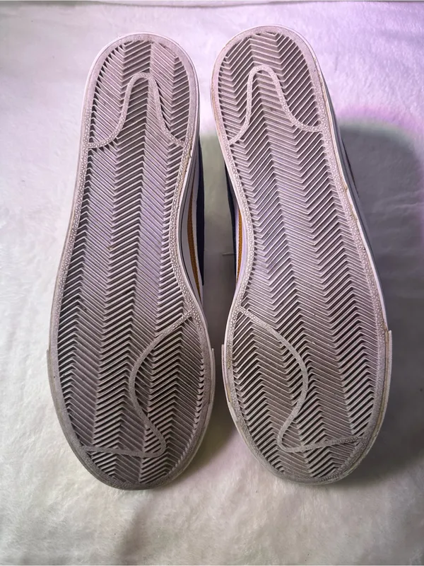 Nike White Sneakers with Black Swoosh and Orange Accent - Image 10
