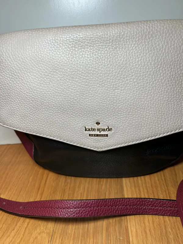 Kate Spade Crossbody Bag Womens Medium Colorblock Black Burgundy White Leather - Image 2